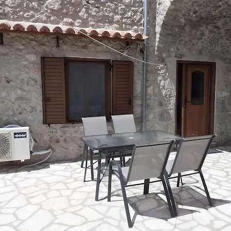 Klisounis House Leonídion